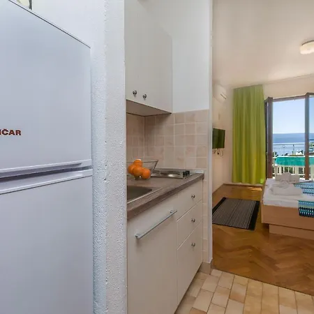 Apartment Maras