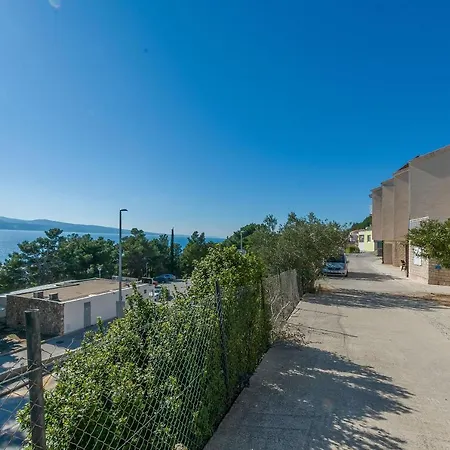 Апартаменты Maras *