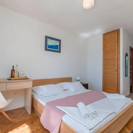 Maras Апартаменты *