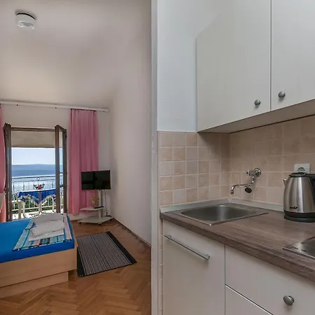 Maras Апартаменты Локва-Рогозница